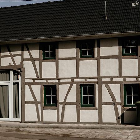 Вилла Modernisiertes Fachwerkhaus In Rheinbach Bei Bonn Экстерьер фото